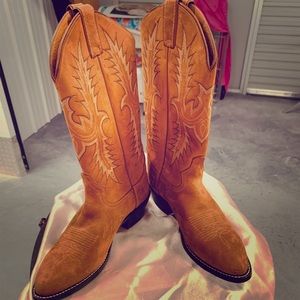 Tony Lama Suede leather cowboy boots size 10